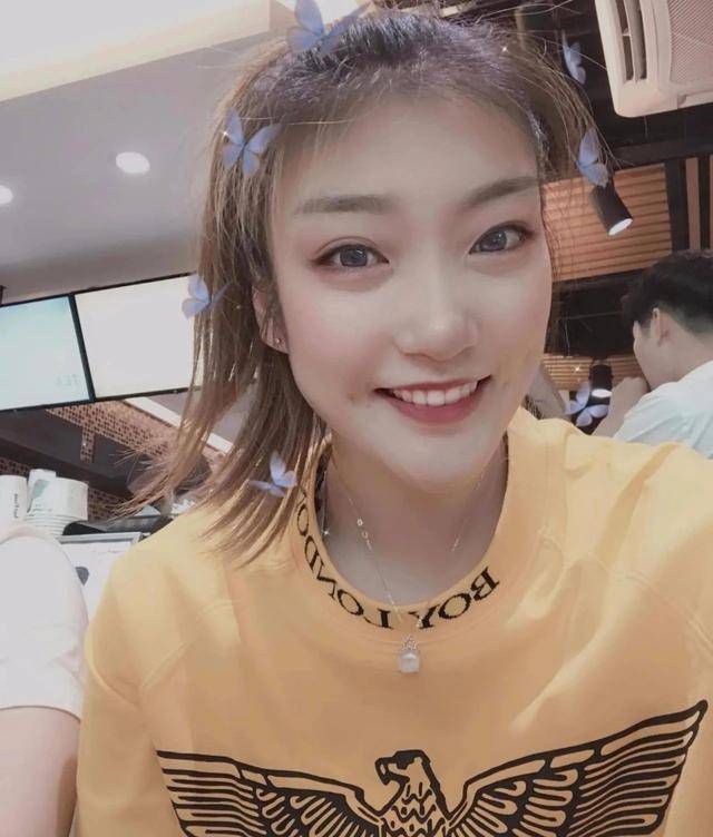 宫崎彩